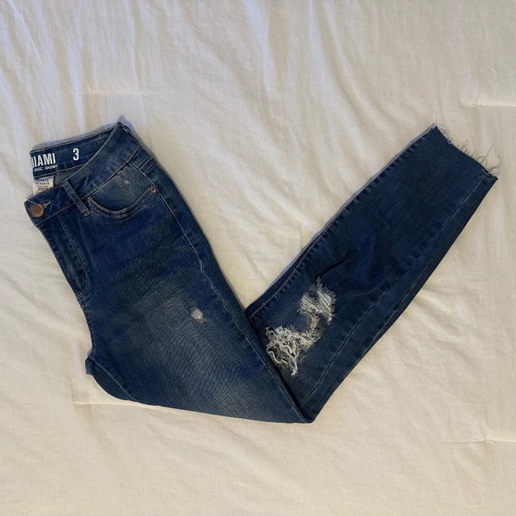 Knee Rip Mid Rise Skinny Jeans - Picture 1 of 3
